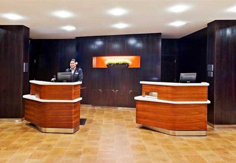 Courtyard By Marriott Tulsa Woodland Hills Otel Dış mekan fotoğraf