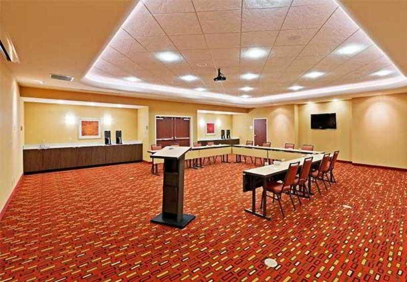 Courtyard By Marriott Tulsa Woodland Hills Otel Dış mekan fotoğraf
