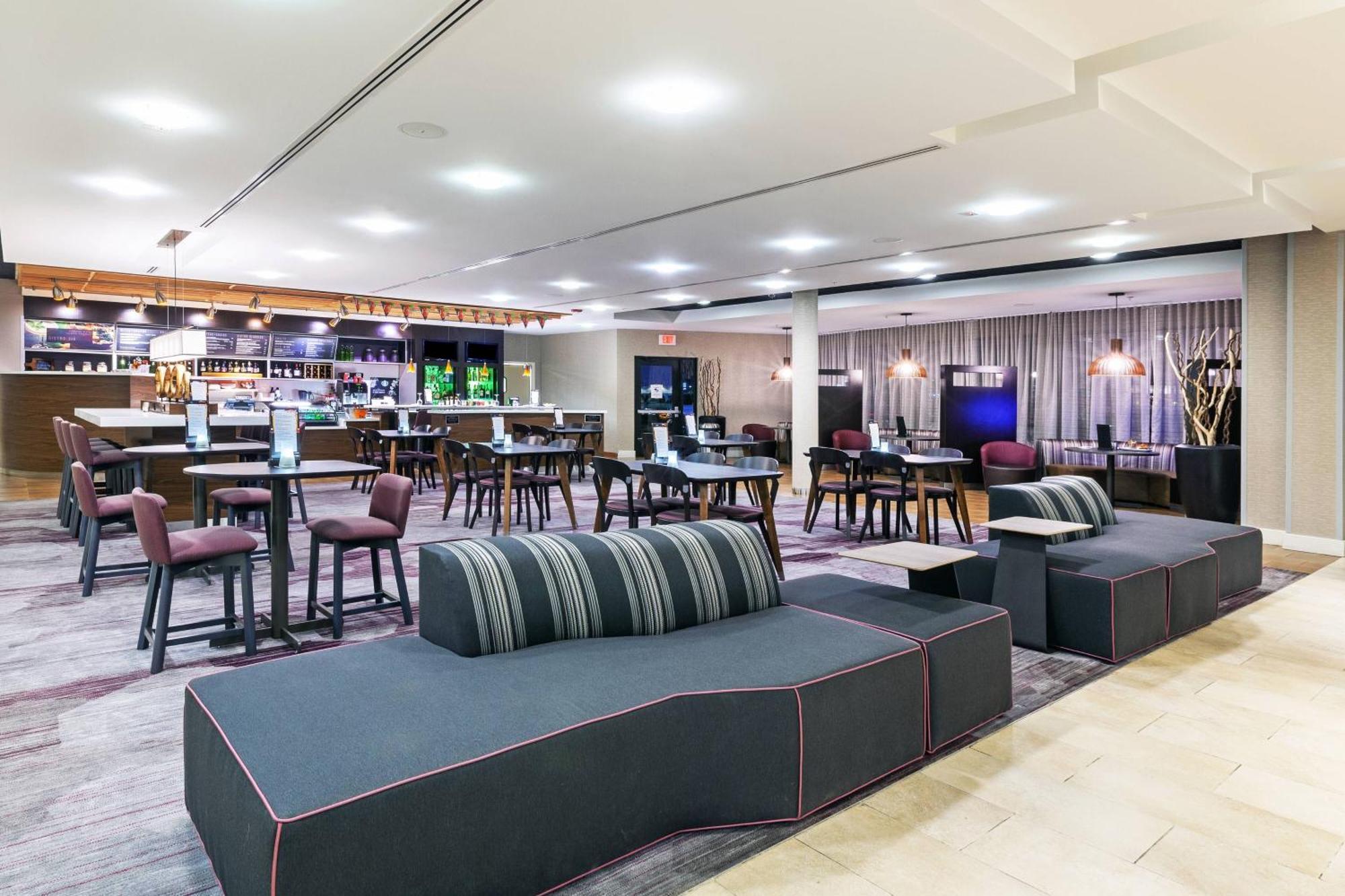 Courtyard By Marriott Tulsa Woodland Hills Otel Dış mekan fotoğraf