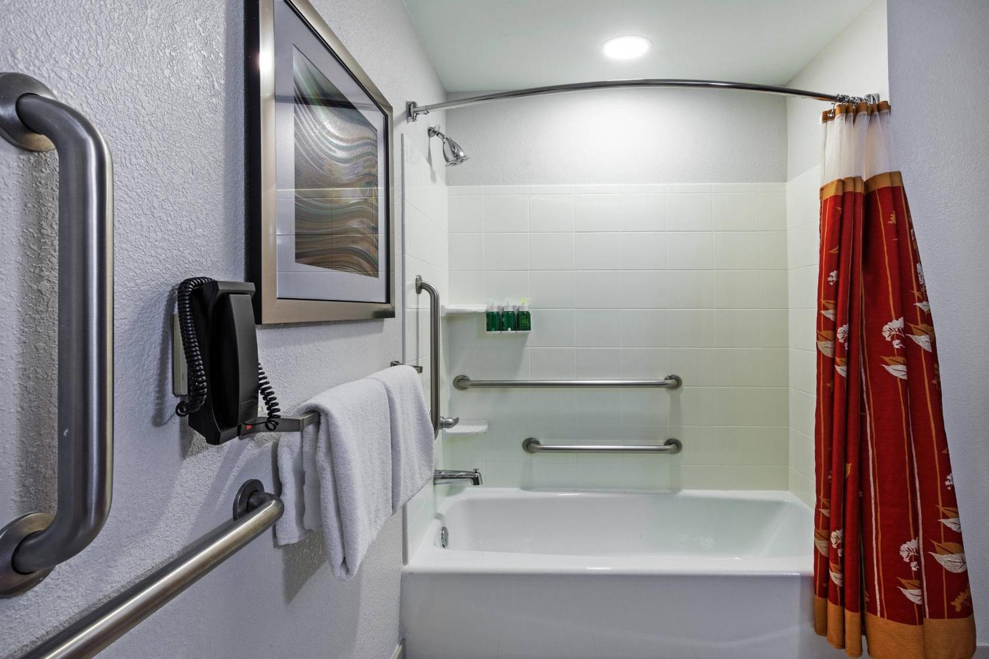 Courtyard By Marriott Tulsa Woodland Hills Otel Dış mekan fotoğraf