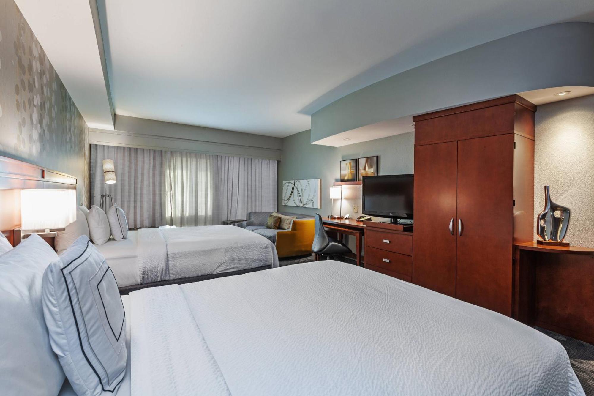 Courtyard By Marriott Tulsa Woodland Hills Otel Dış mekan fotoğraf