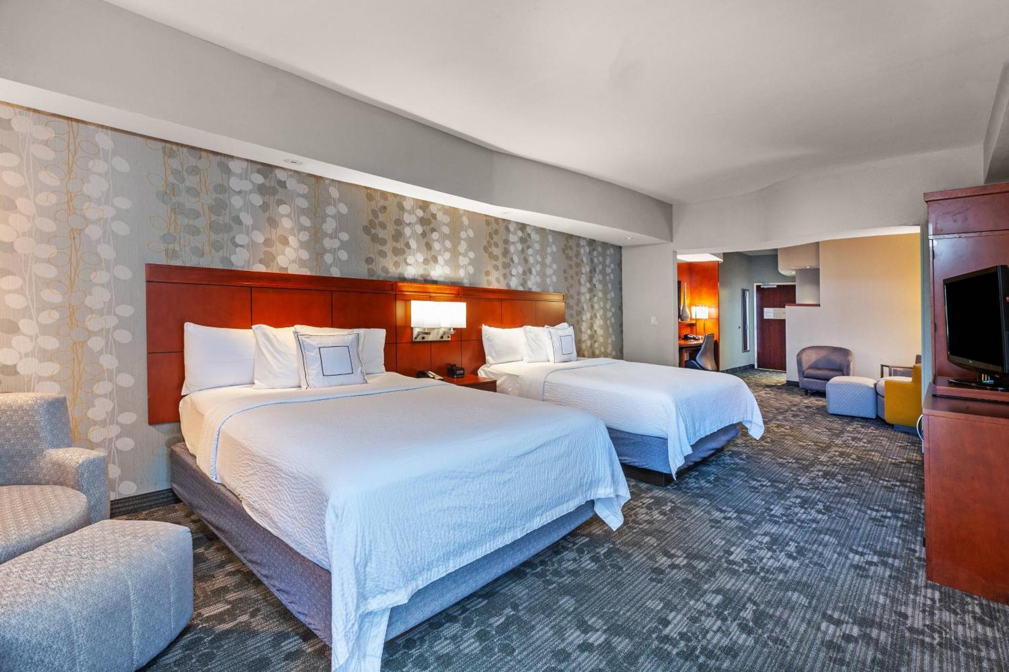 Courtyard By Marriott Tulsa Woodland Hills Otel Dış mekan fotoğraf