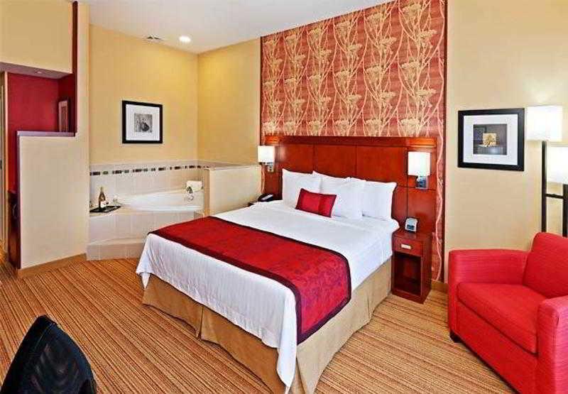 Courtyard By Marriott Tulsa Woodland Hills Otel Dış mekan fotoğraf